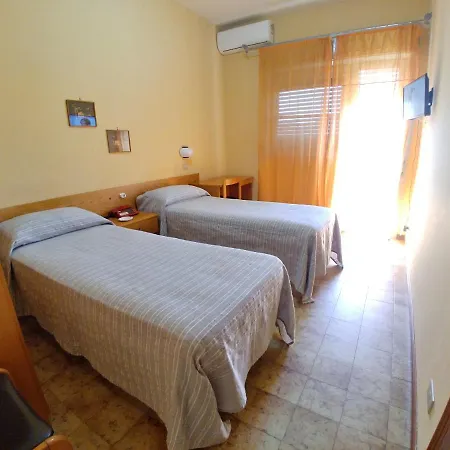 Il Dollaro Villa San Giovanni